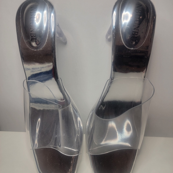 Nbuunbu Clear Platform Heels - Picture 8 of 9